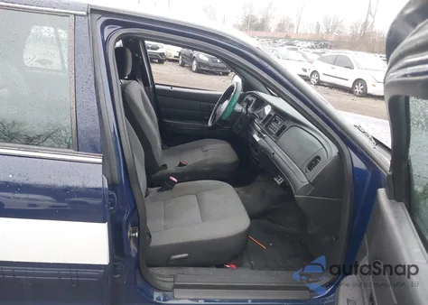 2010 Ford Crown Victoria Police/Police Interceptor from USA, damaged, VIN 2FABP7BV6AX142836